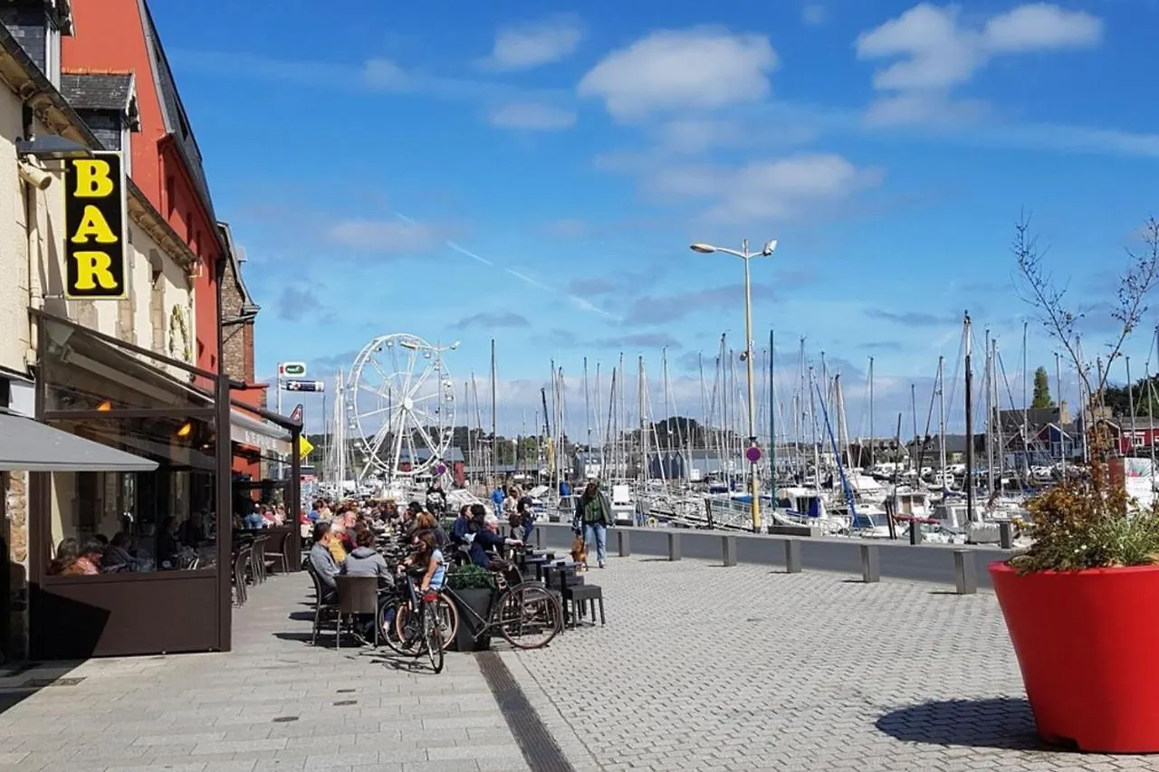 Apartment Studio Paimpol Centre Historique France